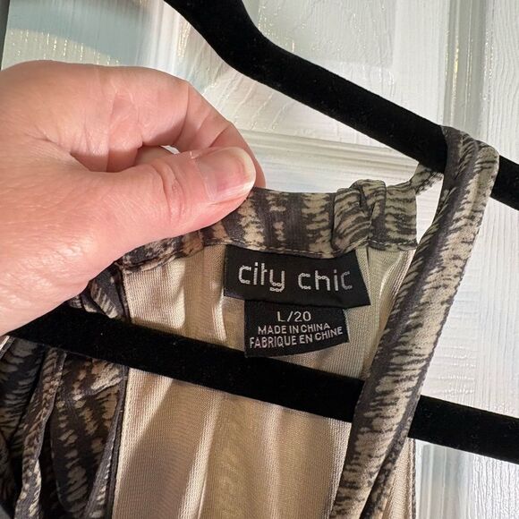 City Chic Brown and Cream Maxi Dress - Picture 7 of 7